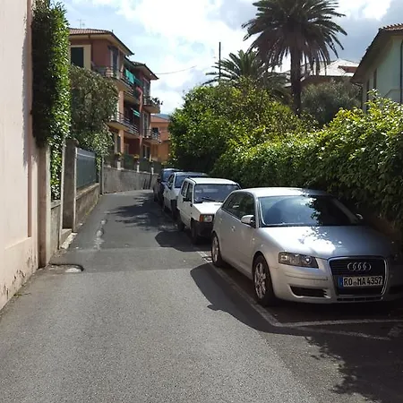 Apartment Via Paola Olivieri 1 Levanto