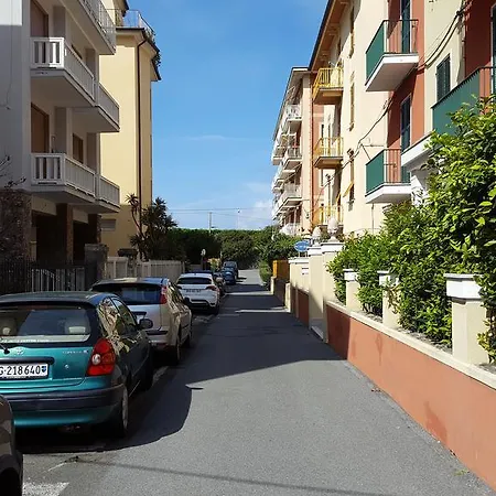 Via Paola Olivieri 1 Levanto