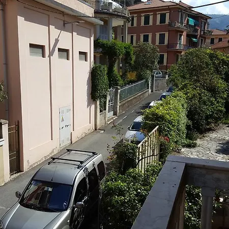 Via Paola Olivieri 1 Levanto